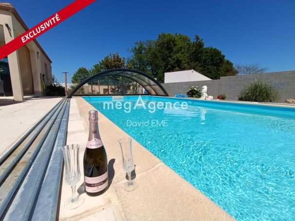 A louer MAISON  7 PIECES 167 M2 BORD DE MER AIZENAY
