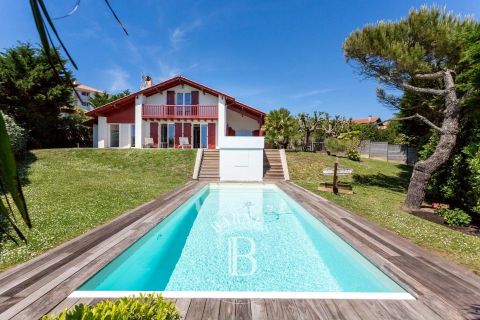 A vendre BELLE MAISON 7 PIECES PLAGE A PIEDS BIDART