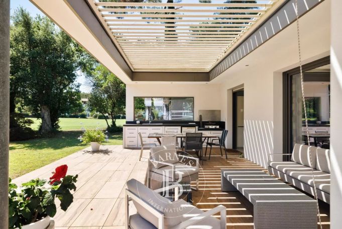 A vendre JOLIE VILLA 5 PIECES GOLF D'HOSSEGOR