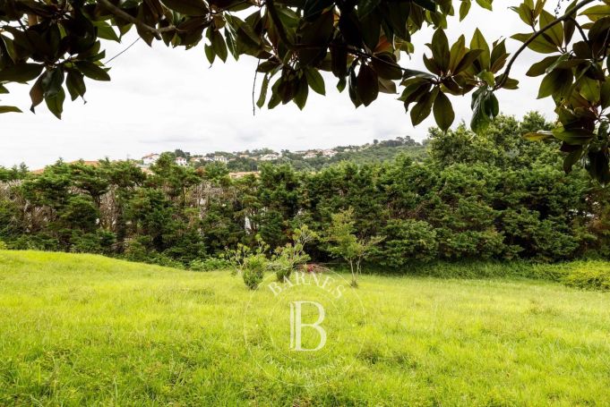 A vendre TERRAIN CONSTRUCTIBLE 925 M² URRUGNE PLAGE DE SOCOA / PROCHE SAINT JEAN DE LUZ