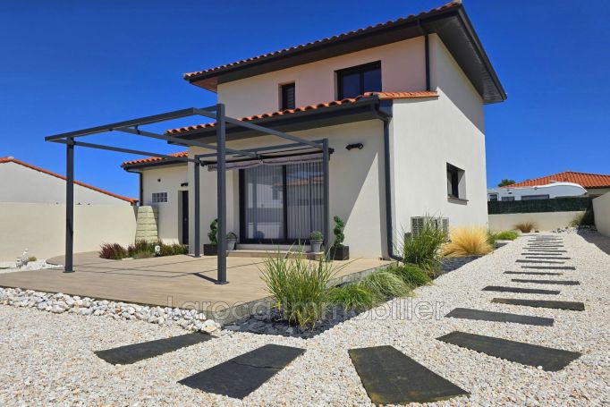 A vendre MAISON  3 PIECES 93 M2  LAROQUE DES ALBERES Village