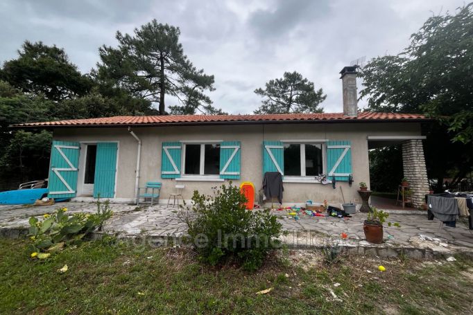 A vendre MAISON  3 PIECES 75 M2 BORD DE MER SOULAC SUR MER
