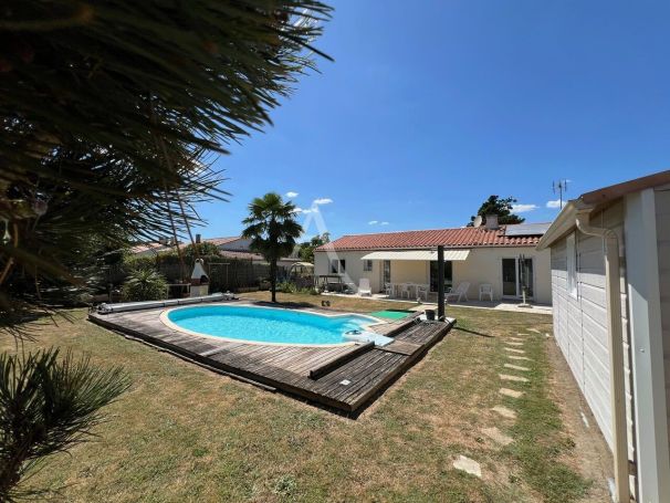 A vendre MAISON  4 PIECES 71 M2 BORD DE MER LE BERNARD