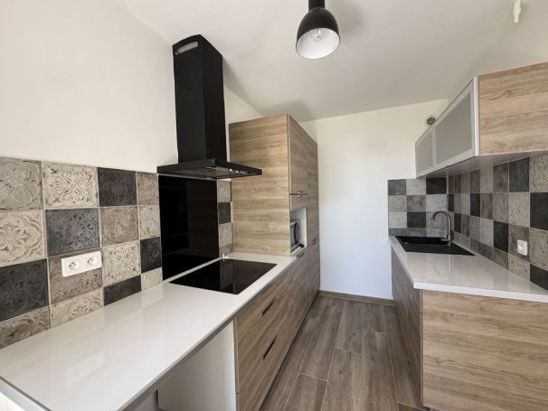 A louer APPARTEMENT T2 47 M2  MARSEILLE 13EME