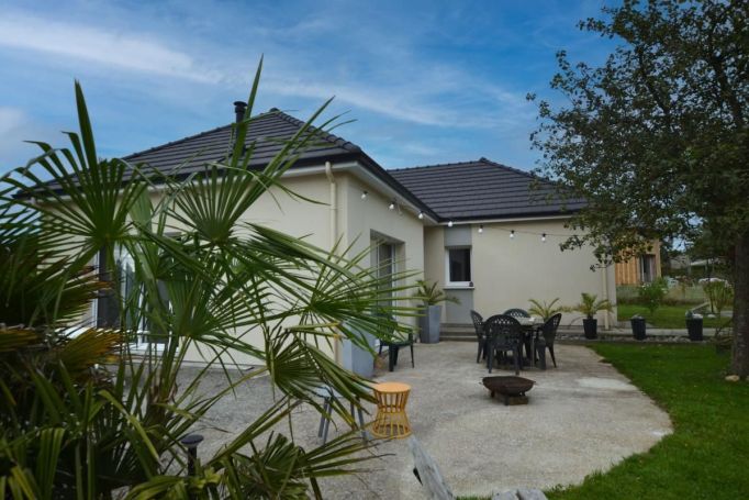 A vendre MAISON  CONTEMPORAINE BORD DE MER SAINTE MARGUERITE SUR MER
