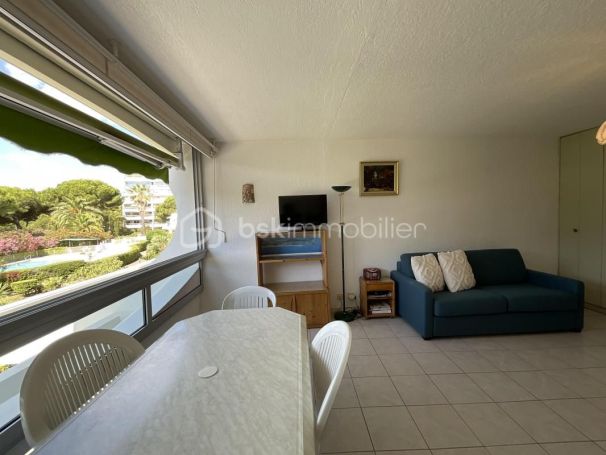 A louer STUDIO  24 M2 BORD DE MER LA GRANDE MOTTE