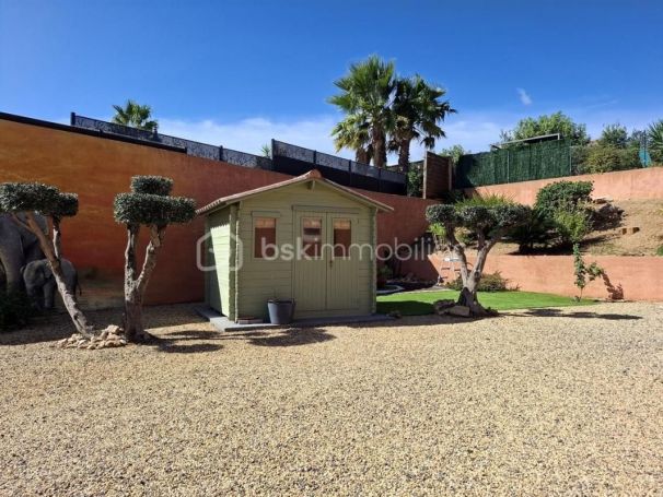 A louer MAISON  4 PIECES 140 M2  ROUJAN