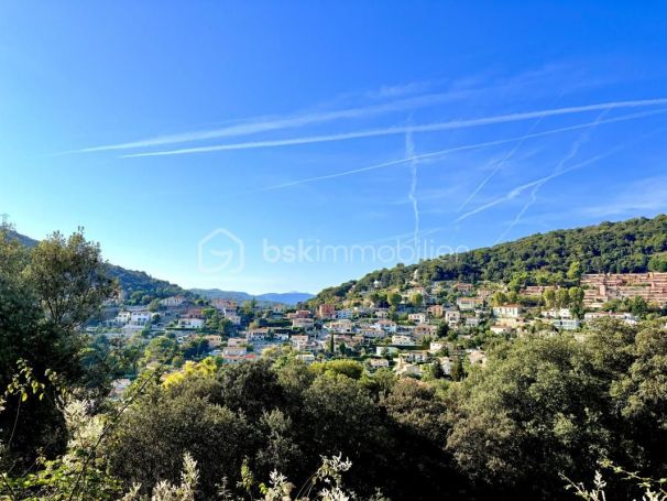 A vendre MAISON  5 PIECES 114 M2 BORD DE MER LA TURBIE