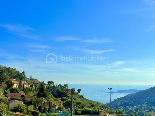 A vendre MAISON  5 PIECES 114 M2 BORD DE MER LA TURBIE