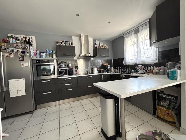 A louer MAISON  4 PIECES 81 M2  MONTAGNAC