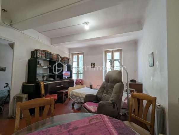 A louer APPARTEMENT T2 37 M2 BORD DE MER LA SEYNE SUR MER