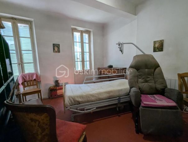 A louer APPARTEMENT T2 37 M2 BORD DE MER LA SEYNE SUR MER