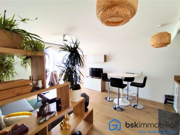 A louer APPARTEMENT T2 40 M2 TERRASSE BORD DE MER MAUGUIO