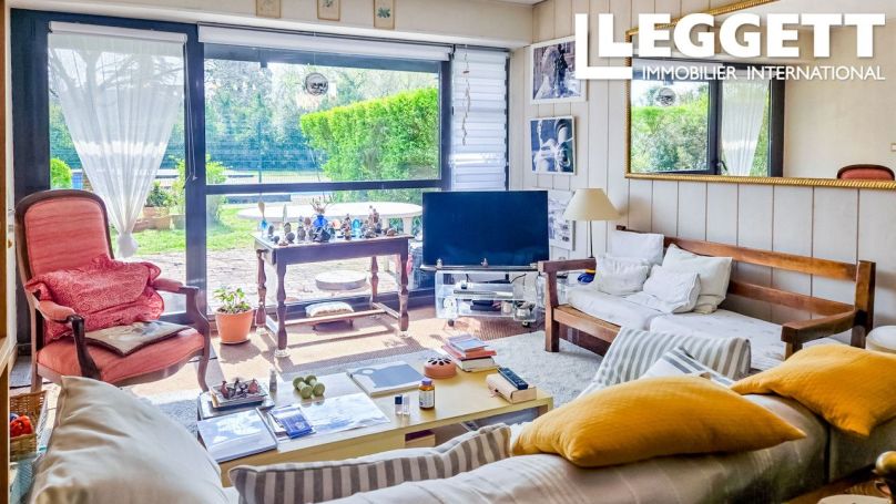 A louer APPARTEMENT DE PRESTIGE T3 80 M2 TERRASSE  TALENCE