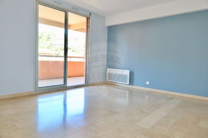 A louer APPARTEMENT T2 49 M2 TERRASSE BORD DE MER NICE