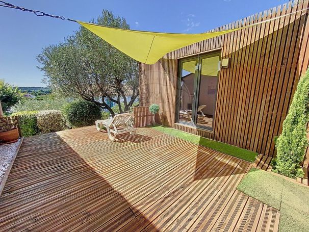 A louer MAISON  4 PIECES 110 M2  SAINT QUENTIN LA POTERIE