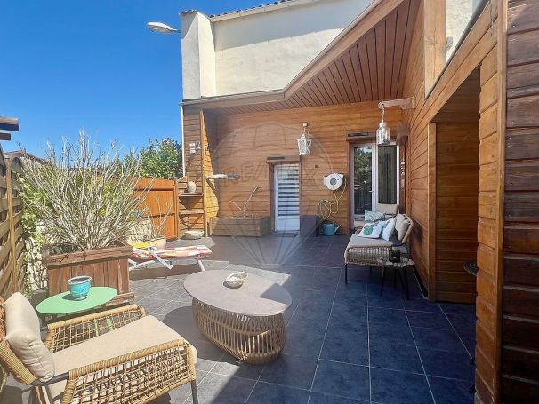 A louer MAISON  CONTEMPORAINE BORD DE MER CHAILLEVETTE