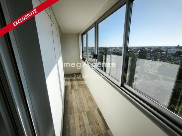 A louer APPARTEMENT T5 110 M2  LA ROCHE SUR YON