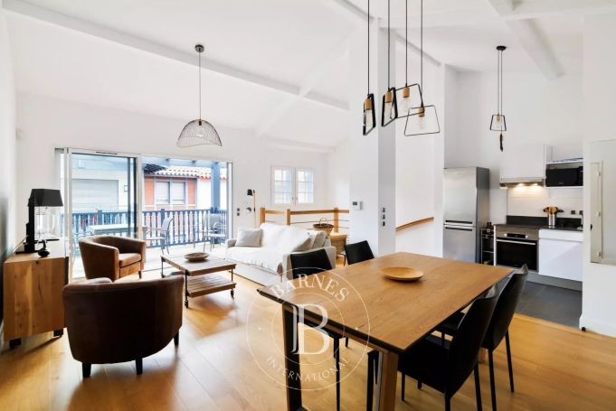 A louer APPARTEMENT T2 63 M2 TERRASSE  SAINT JEAN DE LUZ