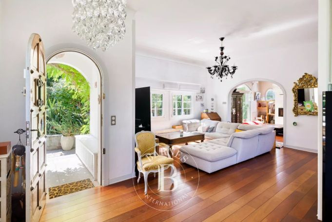 A vendre belle MAISON NEO BASQUE ANNEES 30 7 PIECES BIARRITZ PARC D'HIVER