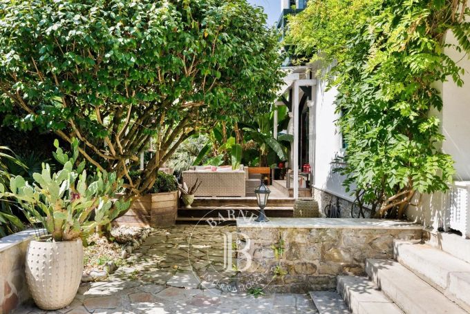 A vendre belle MAISON NEO BASQUE ANNEES 30 7 PIECES BIARRITZ PARC D'HIVER