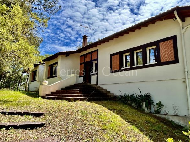 A vendre MAISON  7 PIECES 223 M2 BORD DE MER SEIGNOSSE