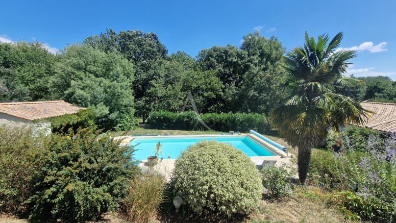 A louer GîTE BORD DE MER TALMONT SAINT HILAIRE