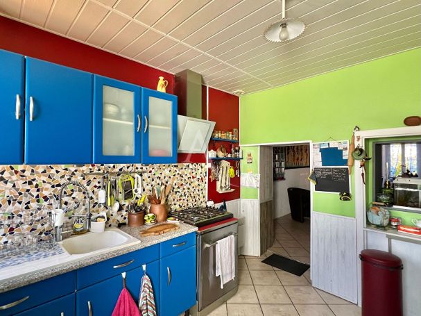 A vendre MAISON  4 PIECES 85 M2 BORD DE MER TALMONT SAINT HILAIRE