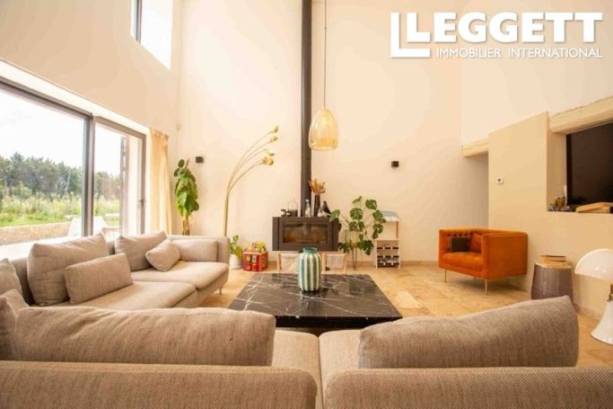 A louer APPARTEMENT  430 M2  ROGNONAS