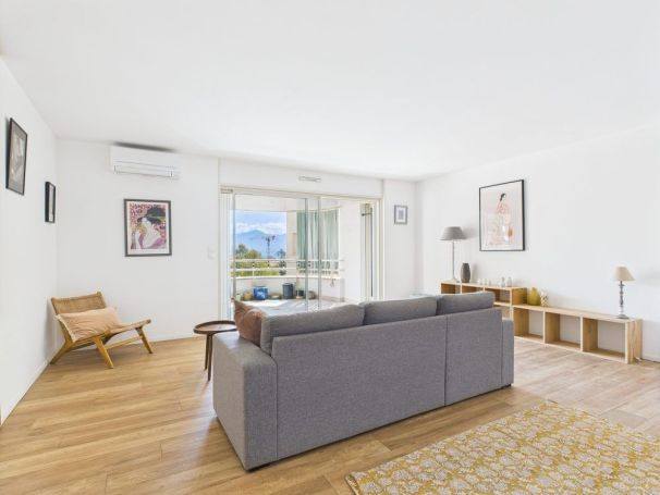 A louer APPARTEMENT T5 133 M2 TERRASSE VUE MER AJACCIO