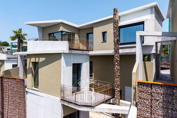 A louer MAISON  CONTEMPORAINE  SAN SEBASTIáN