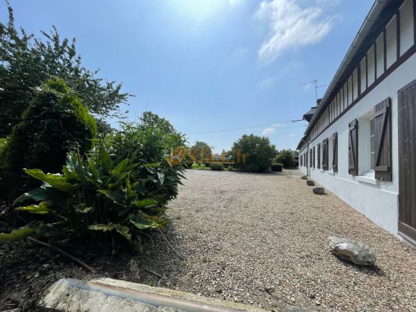 A vendre MAISON DE CARACTERE 4 pieces PLAIN PIED AVEC JARDIN PROCHE MER Sassetot mauconduit