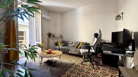 A louer APPARTEMENT T2 55 M2 BORD DE MER AJACCIO
