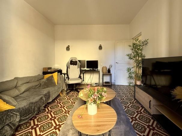 A louer APPARTEMENT T2 55 M2 BORD DE MER AJACCIO
