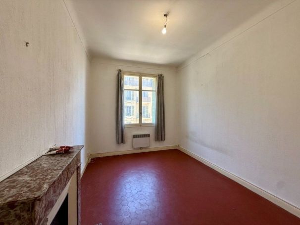 A louer APPARTEMENT T2 53 M2 BORD DE MER NICE