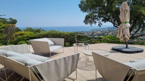 A louer MAISON  7 PIECES 154 M2 VUE MER LES ISSAMBRES