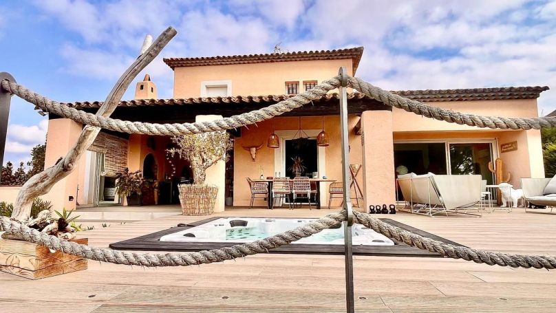 A louer MAISON  7 PIECES 154 M2 VUE MER LES ISSAMBRES
