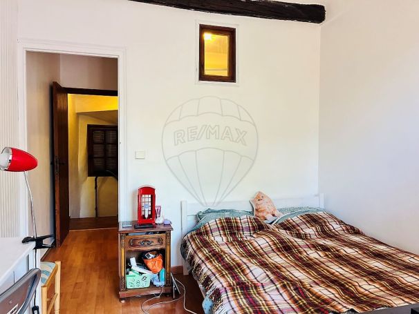 A louer APPARTEMENT T5 88 M2  LEVENS