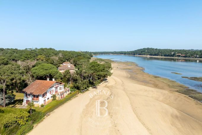 A vendre VILLA 279 M² VUE LAC HOSSEGOR