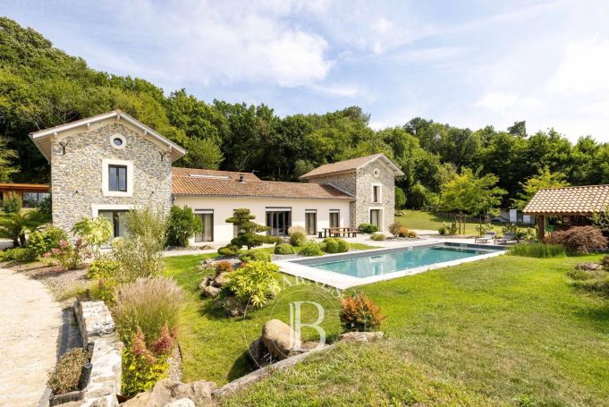 A vendre PROPRIETE EXCEPTIONNELLE 310 M² SAINT ANDRE DE SEIGNANX