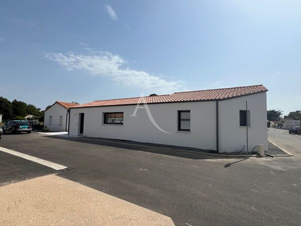 A vendre MAISON  4 PIECES 112 M2 PLAGE à PIED LONGEVILLE SUR MER