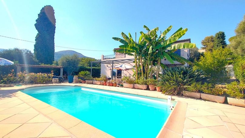 A louer MAISON  DE MAîTRE  VENCE
