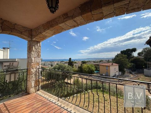 MAISON  223 M2 VUE MER SAINT LAURENT DU VAR
