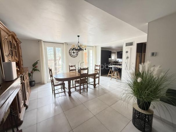 A louer APPARTEMENT NEUF T3 82 M2 TERRASSE BORD DE MER BREIL SUR ROYA