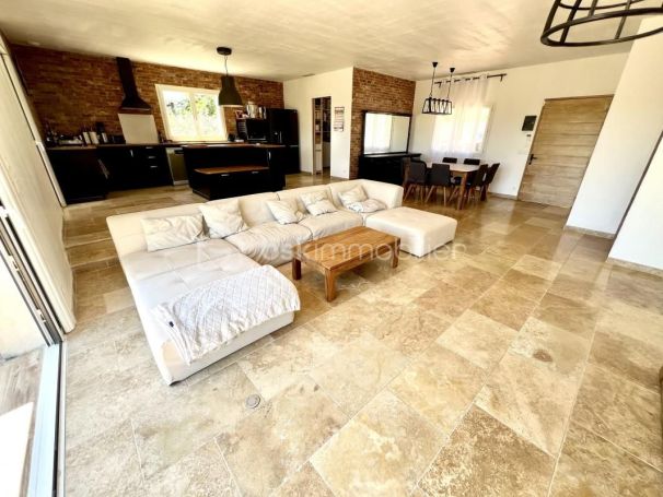A louer MAISON  4 PIECES 116 M2  LORGUES