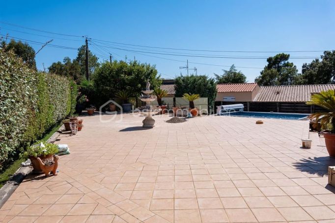 A louer MAISON  3 PIECES 86 M2 BORD DE MER FREJUS