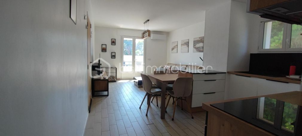 A louer APPARTEMENT NEUF T2 38 M2 TERRASSE PLAGE à PIED SAINT RAPHAEL