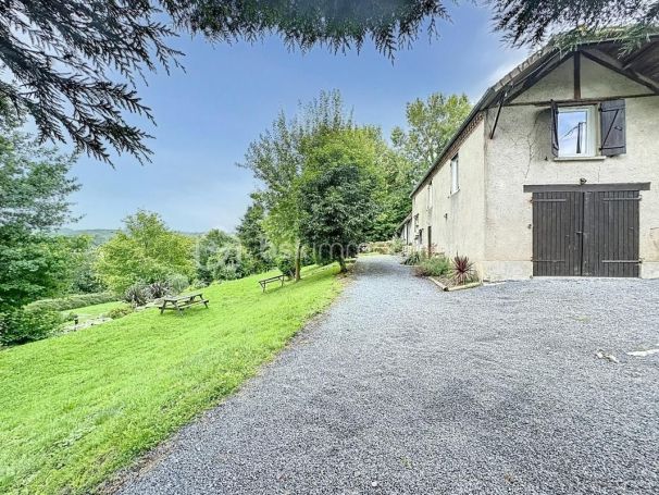 A louer MAISON  DE MAîTRE  LIVAROT