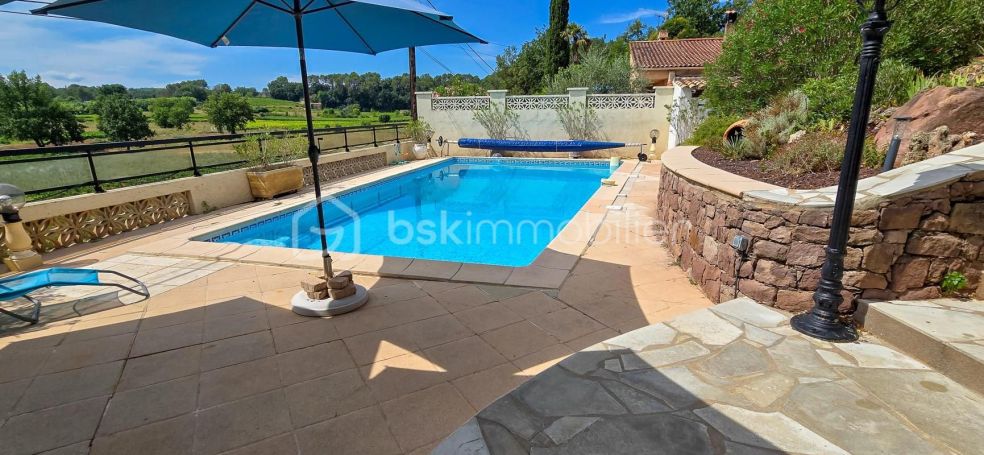 A louer MAISON  4 PIECES 80 M2 BORD DE MER LA MOTTE