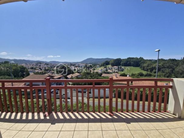 A louer APPARTEMENT T2 40 M2 TERRASSE BORD DE MER HENDAYE